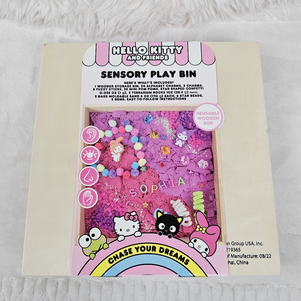 HELLO KITTY and FRIENDS Sensory Play Bin Chase Your Dreams - Picture 4 of 12